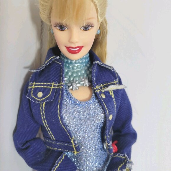 Barbie Doll 1998 Generation Girl Doll Mattel jean jacket red shoe shimmer tights - Picture 3 of 13